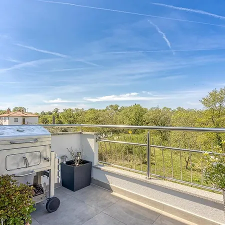 Sea Breeze Mariella - Happy *