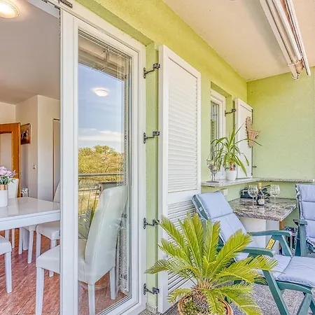 Appartement App Mariella 150m From The Sea - Happy Umag