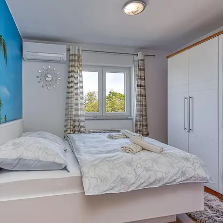 Appartement App Mariella 150m From The Sea - Happy *