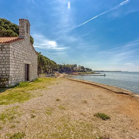 App Mariella 150m From The Sea - Happy Appartement Umag
