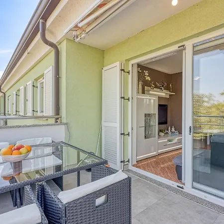 Apartment App Mariella 150m From The Sea - Happy Umag